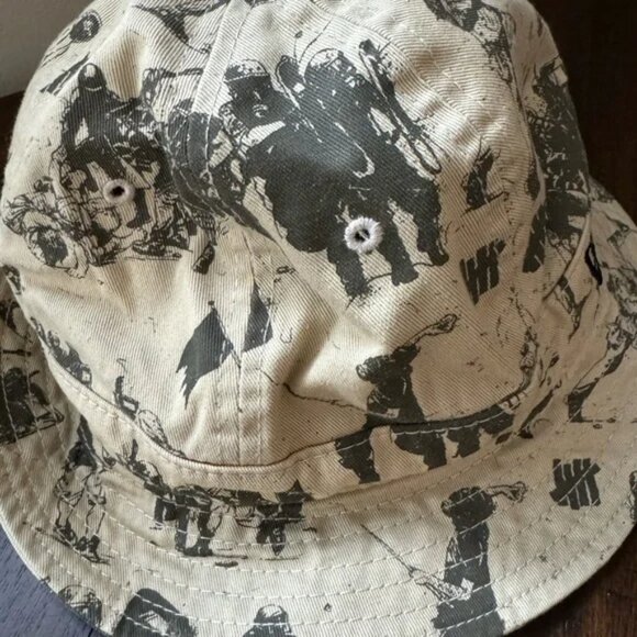 Undefeated Riot New Era Khaki Bucket Hat Size S/M - Picture 3 of 4